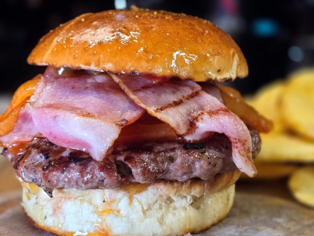 BEEF BURGER black Angus