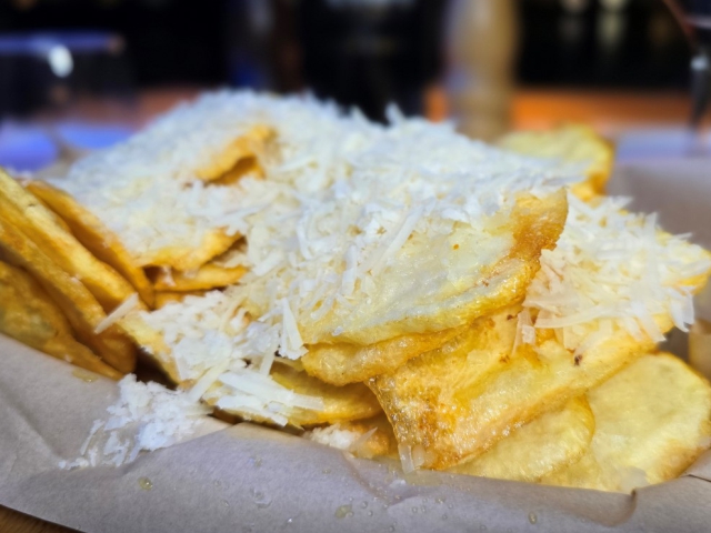 ΠατΑτες… ροδΕλες με παρμεζΑνα